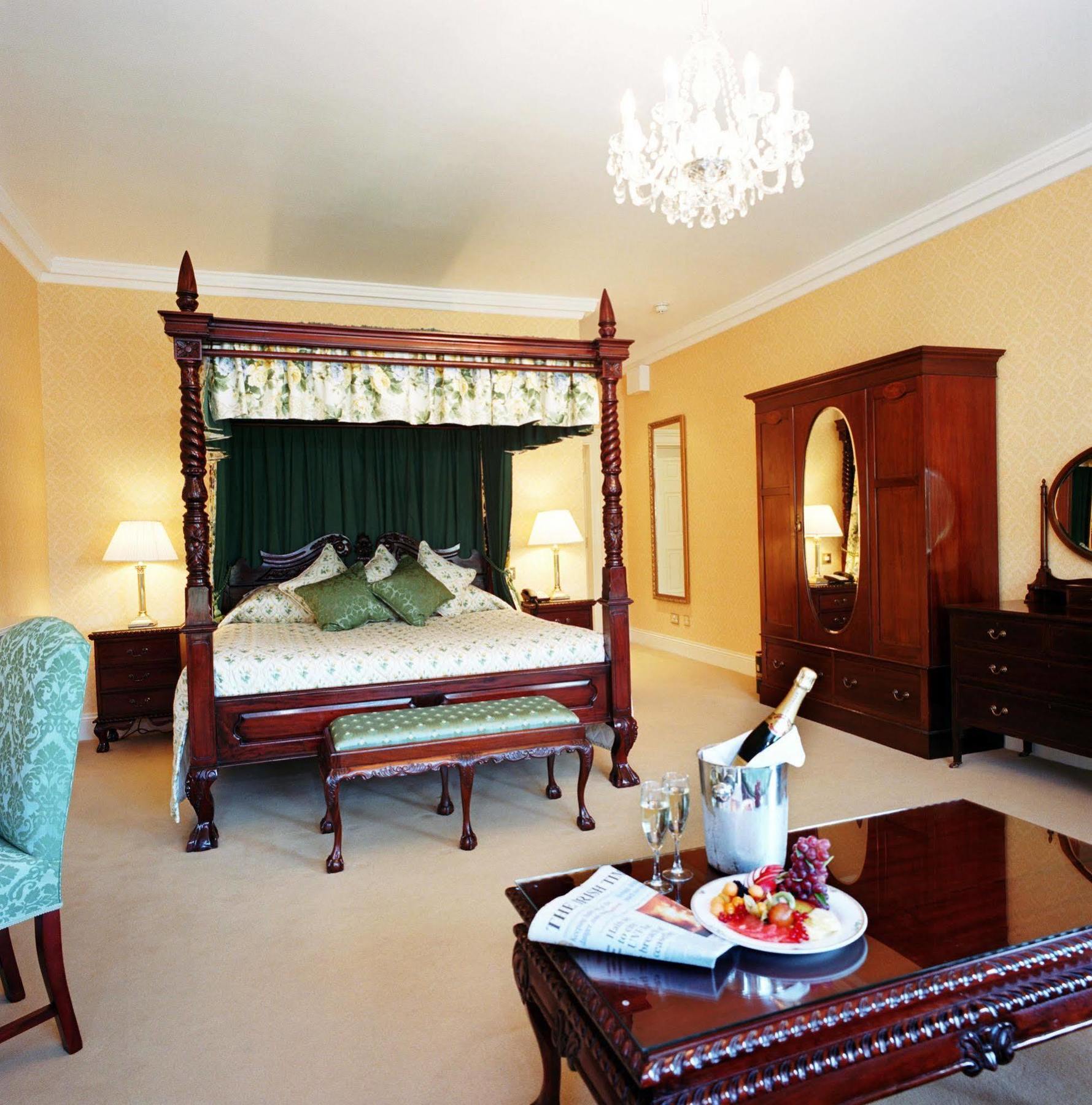 Barberstown Castle Hotel Straffan Bagian luar foto
