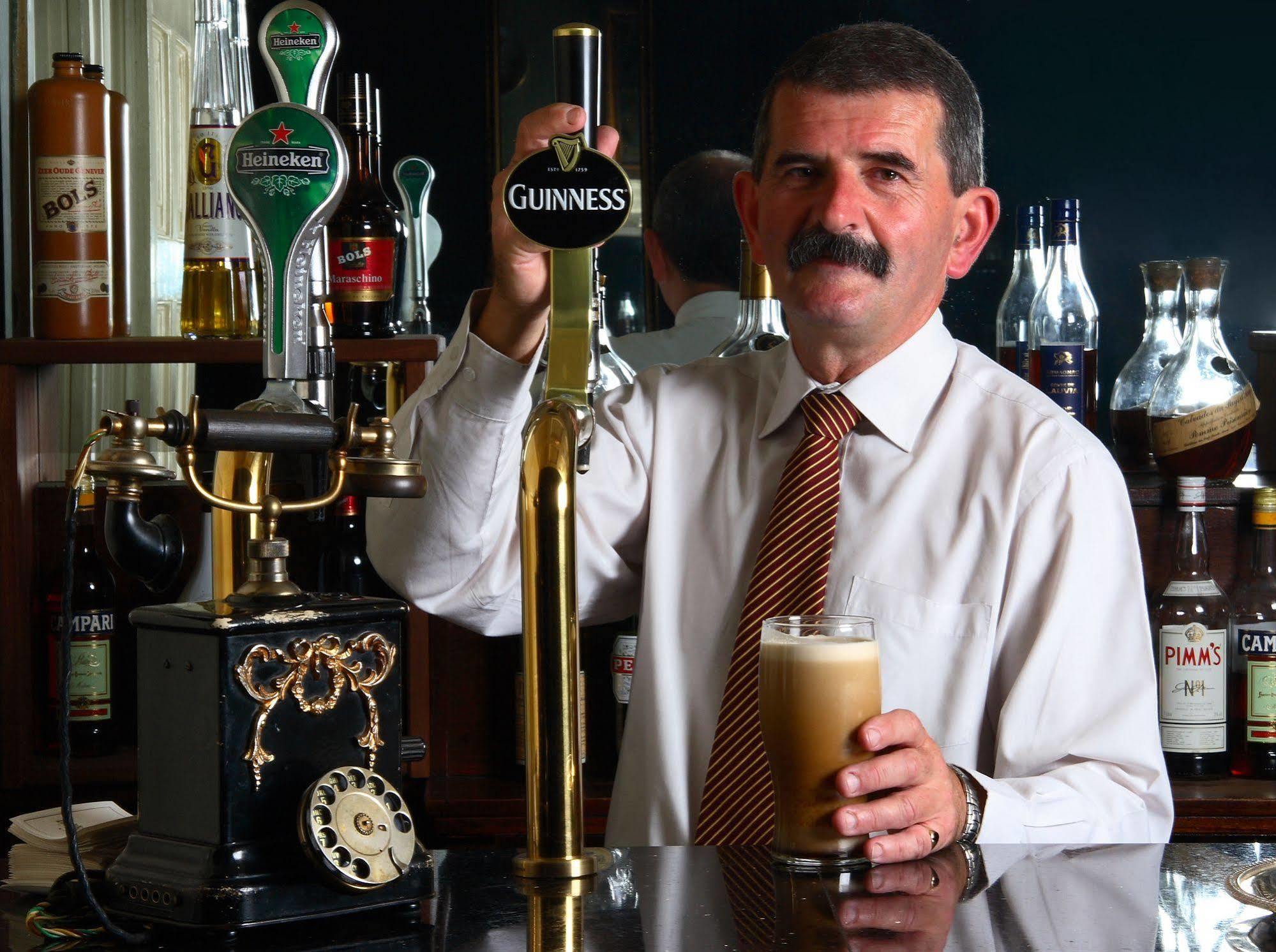Barberstown Castle Hotel Straffan Bagian luar foto