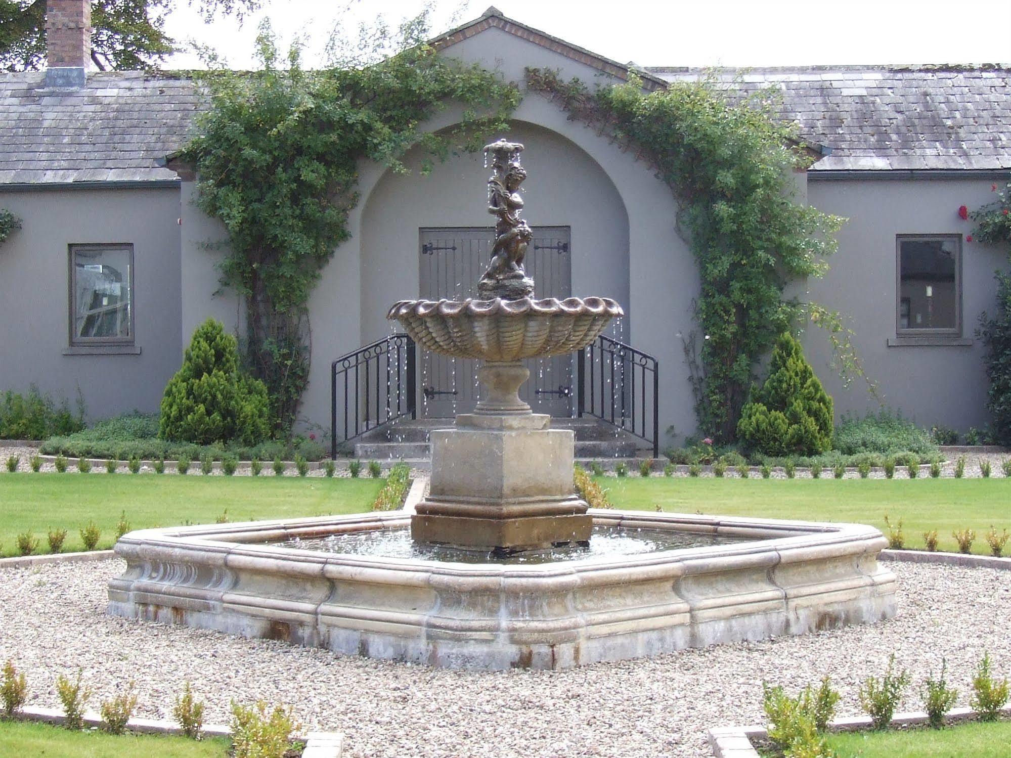 Barberstown Castle Hotel Straffan Bagian luar foto